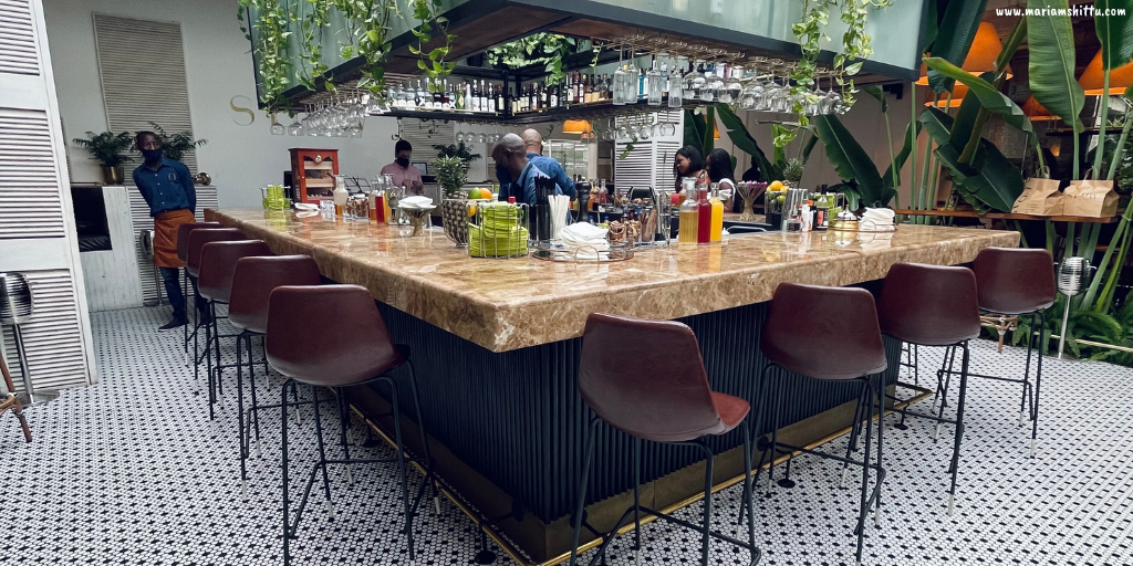 Slow Sunday Table